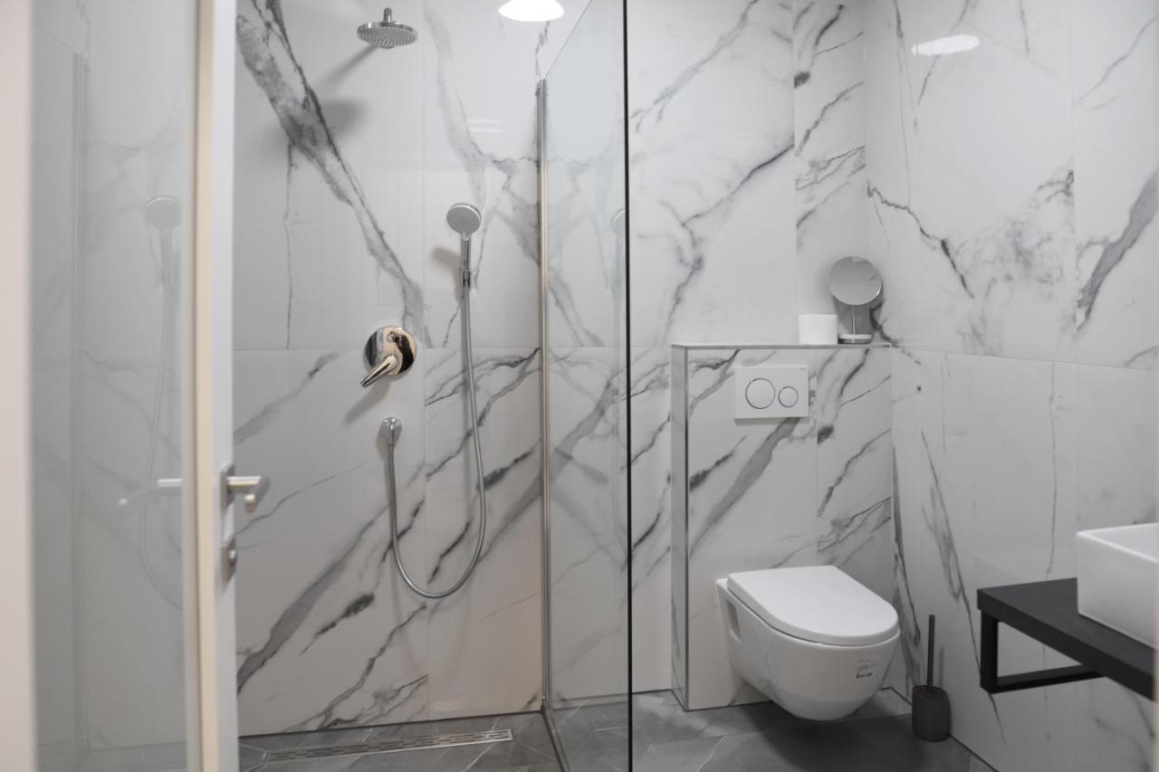 Brand New Apartment With Private Pool Njivice Kültér fotó
